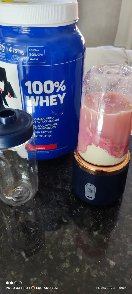 Suplemento Proteína 100% Whey Protein 900g Max Titanium Sabor Chocolate 10
